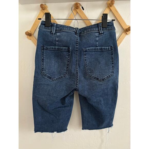 Free People Shorts Women's 25 We The Free Long Denim Cutoff High Rise - Picture 6 of 9